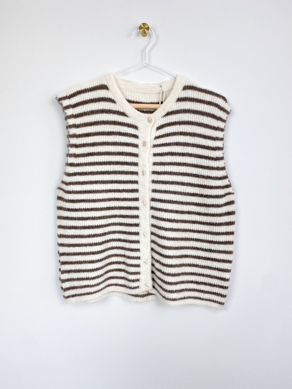 Mila Spencer | Beige & Bruin