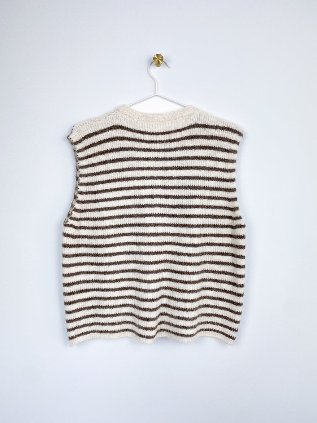 Mila Spencer | Beige & Bruin