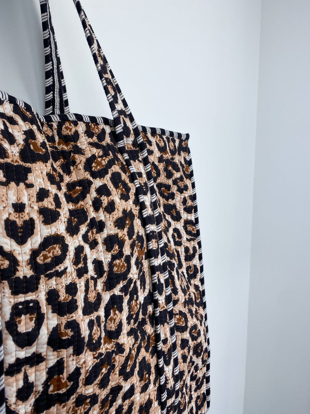 Tess Shopper | Tijgerprint