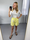 Evi Short | Botergeel